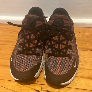 Nike Free Metcon 4 Women's Workout Shoe Size 9